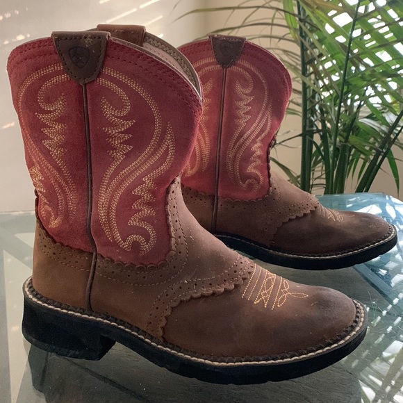 ARIAT Fatbaby Heritage Boots - Picture 1 of 14